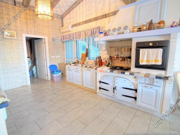 6 bedroom bungalow for sale coral bay paphos 7739682 image 11753284