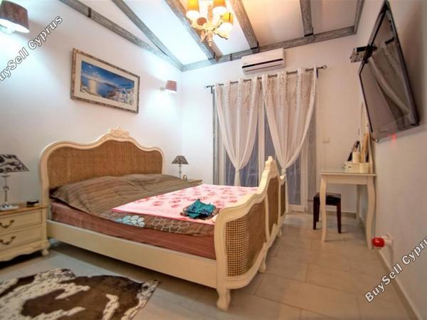 6 bedroom bungalow for sale coral bay paphos 7739682 image 12576096