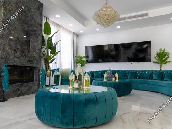 7 bedroom detached house for sale parekklisia limassol 8175492 image 15898342