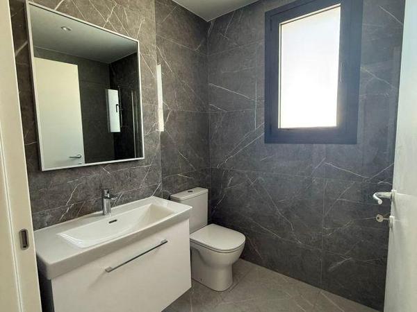 3 bedroom penthouse for rent germasogeia limassol 7990203 image 12024060