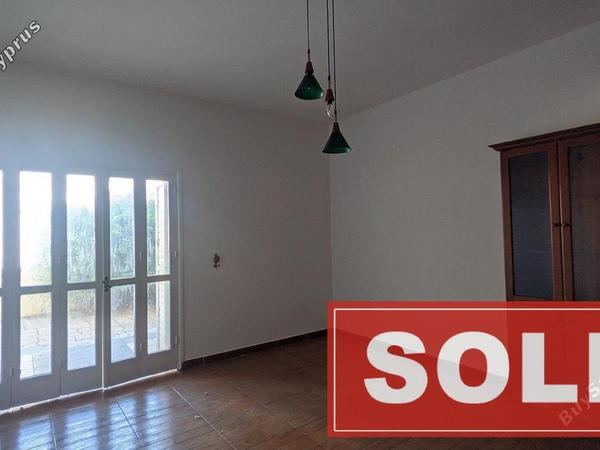 7 bedroom detached house sold kokkinotrimithia nicosia 1530303 image 11169535