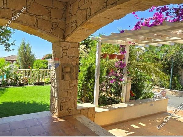 8 bedroom detached house for sale kolossi limassol 8798503 image 17642838