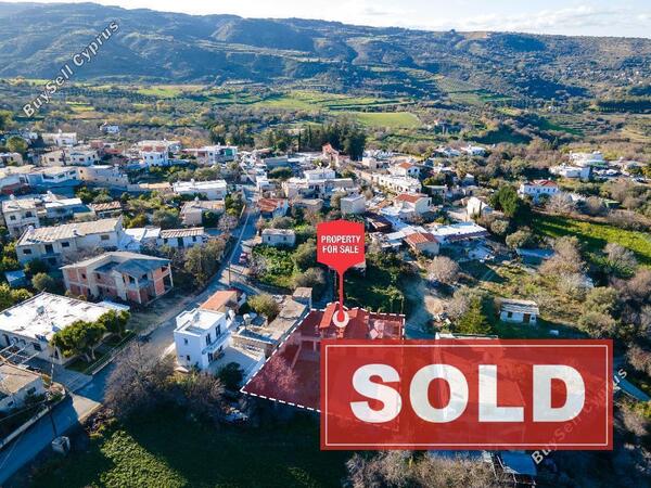 2 bedroom detached house sold giolou paphos 1370513 image 2597406