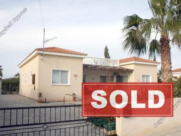 3 bedroom bungalow sold saint george peyia paphos 227813 image 240000