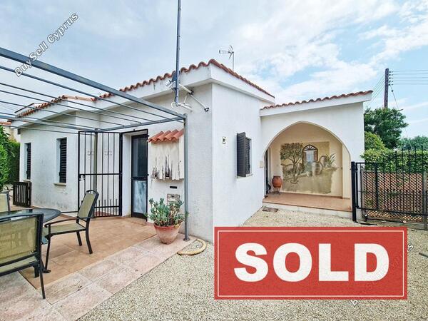 2 bedroom bungalow sold emba paphos 1349723 image 2533689