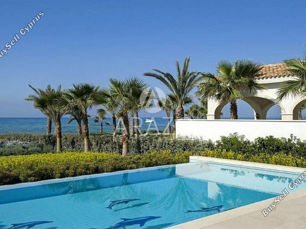 6 bedroom detached house for sale pervolia larnaca 957533 image 15639076