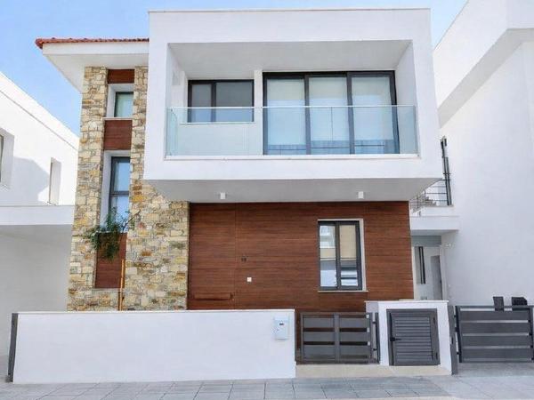 4 bedroom detached house for sale dromolaxia larnaca 1609833 image 16201517