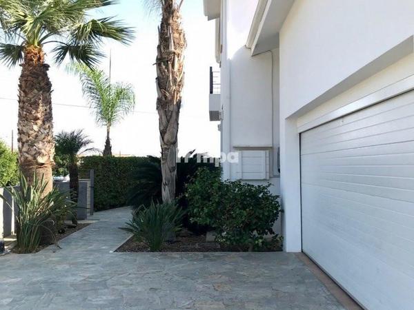7 bedroom detached house for sale latsia nicosia 1728443 image 10570975