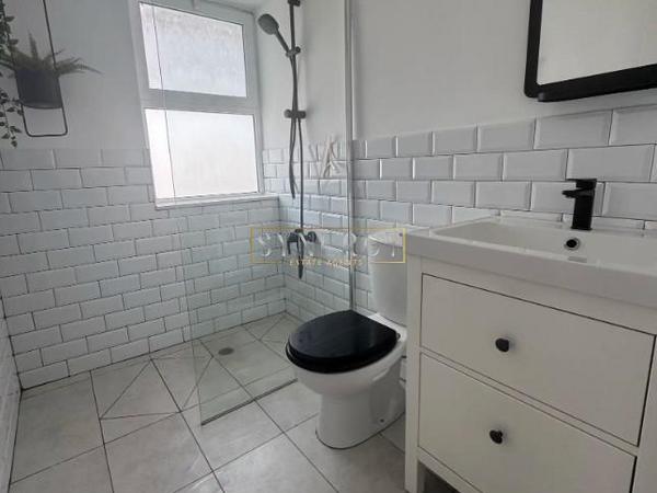 4 bedroom apartment for rent kato paphos universal paphos 8681153 image 16095669