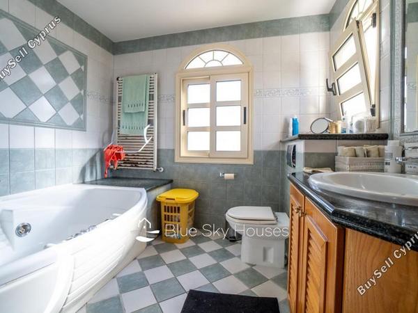 7 bedroom detached house for sale kalogiroi limassol 8317253 image 14182342
