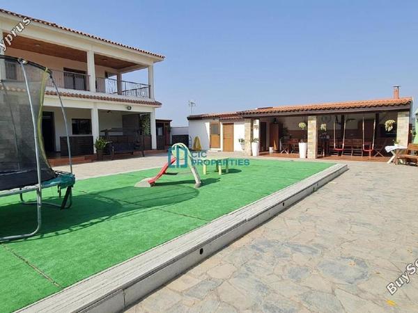 9 bedroom detached house for sale kiti larnaca 7819953 image 10671076