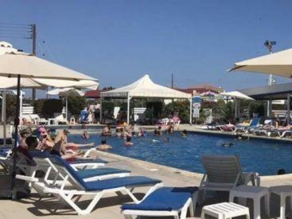 studio hotel for sale dekeleia larnaca 7739953 image 12580878
