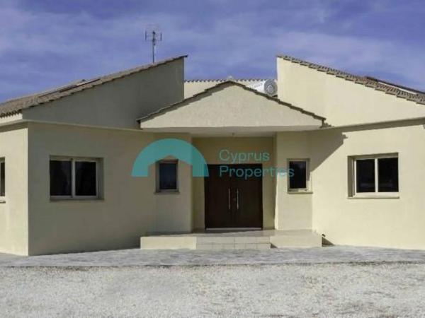 4 bedroom detached house for rent theletra paphos 8675463 image 16055523
