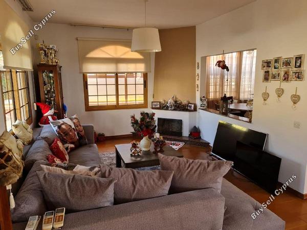 7 bedroom detached house for sale agios athanasios limassol 7942863 image 11322287
