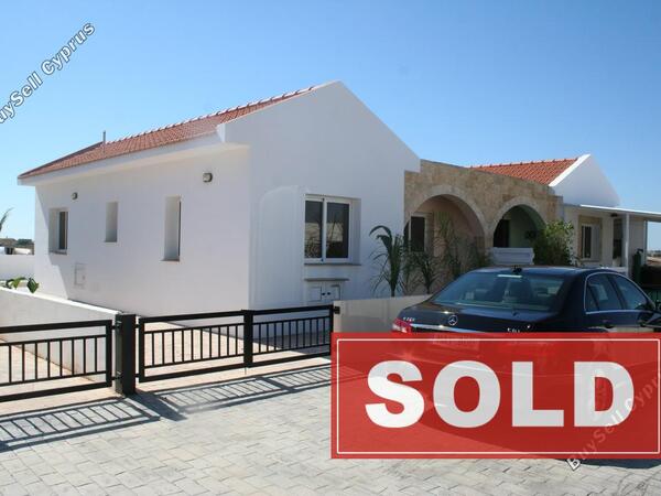 2 bedroom semi detached bungalow sold liopetri famagusta 227963 image 243255