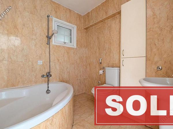 3 bedroom ground floor apartment sold faneromeni larnaca 7931383 image 11265416