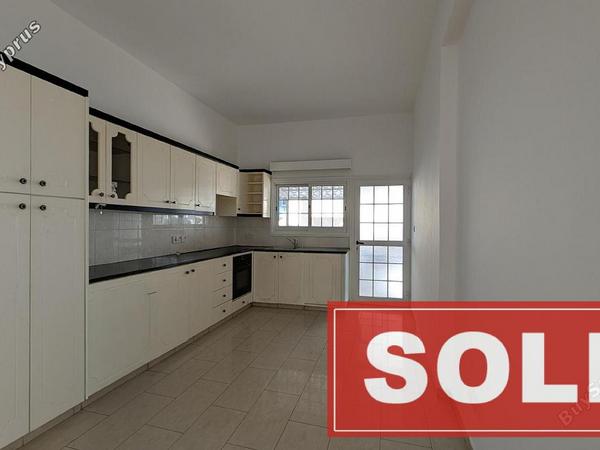 3 bedroom ground floor apartment sold faneromeni larnaca 7931383 image 11265446