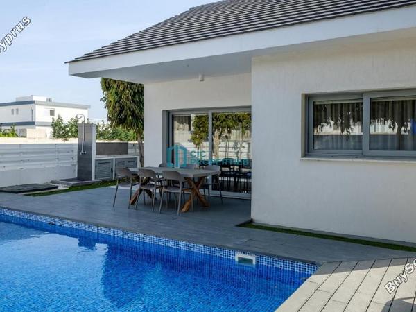 2 bedroom detached house for rent pervolia larnaca 8941793 image 17683469