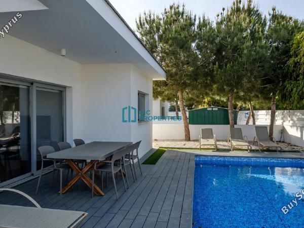2 bedroom detached house for rent pervolia larnaca 8941793 image 17683470