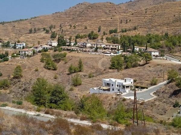 land for sale argaka paphos 1450504 image 4972757