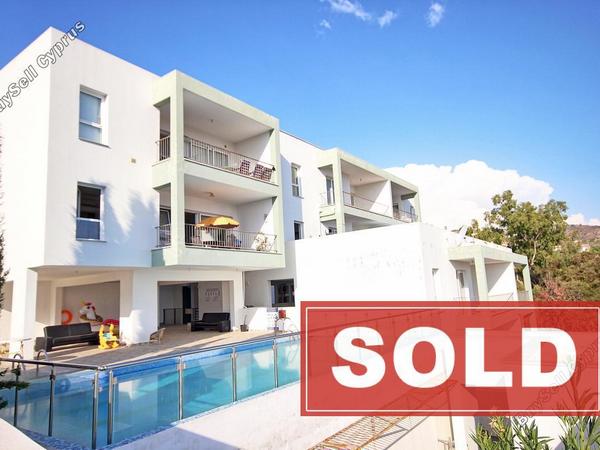 2 bedroom penthouse sold peyia paphos 868014 image 741213