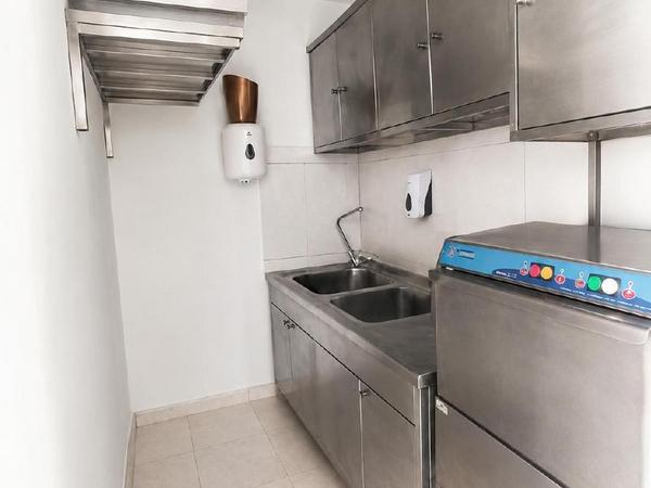 studio commercial building for rent pervolia larnaca 8880214 image 17328857