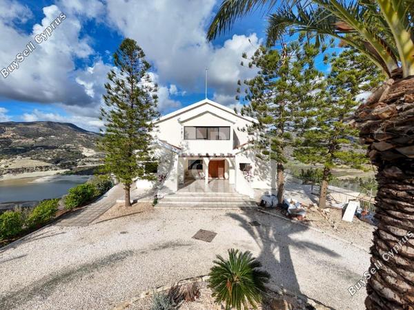7 bedroom detached house for rent foinikaria limassol 1797614 image 14923053