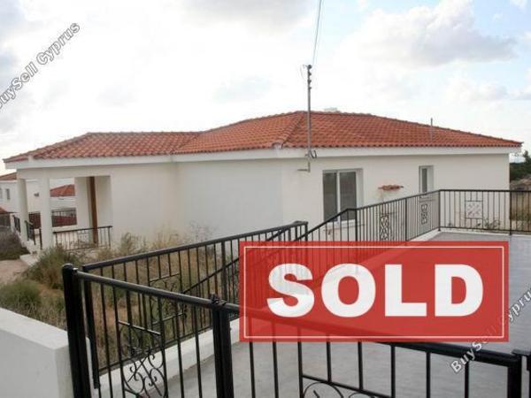 2 bedroom bungalow sold tala paphos 227224 image 228105