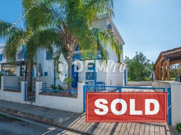 2 bedroom town house sold latsi paphos 8219624 image 14024209