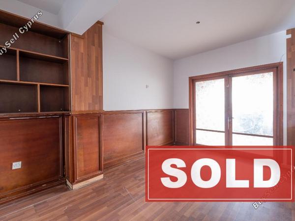 4 bedroom town house sold latsia nicosia 1297624 image 13207303
