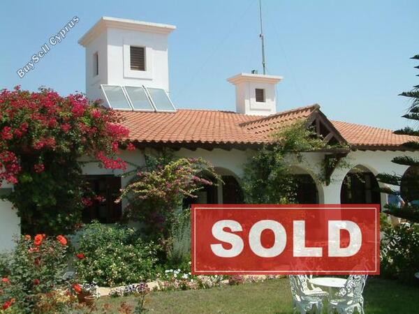 4 bedroom bungalow sold maroni larnaca 213434 image 55423