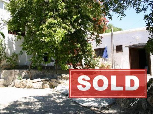 2 bedroom detached house sold mesa chorio paphos 214244 image 61073