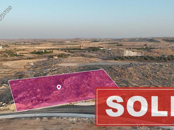 land sold geri nicosia 1215854 image 3702375