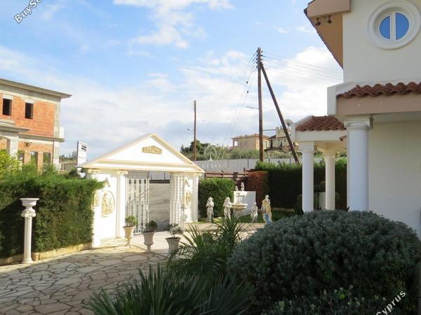 6 bedroom detached house for sale germasogeia limassol 979264 image 9275435