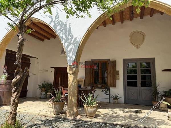 6 bedroom bungalow for sale pera orinis nicosia 1803564 image 15290719