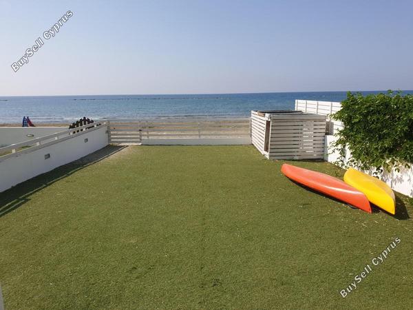 3 bedroom semi detached house for rent pervolia larnaca 1581174 image 5374930