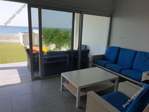 3 bedroom semi detached house for rent pervolia larnaca 1581174 image 5375006