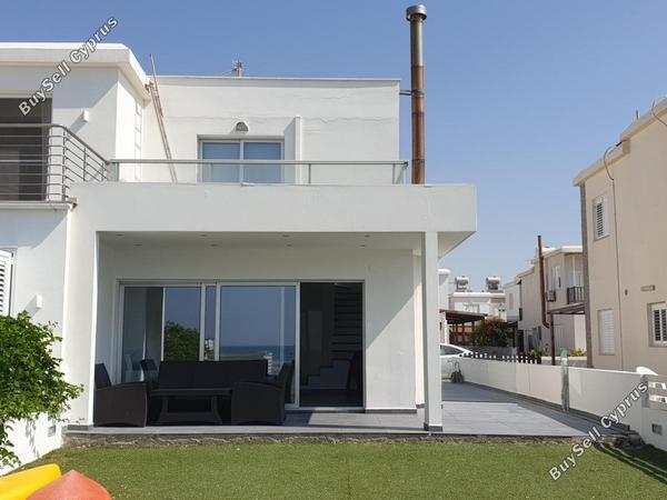 3 bedroom semi detached house for rent pervolia larnaca 1581174 image 5375029