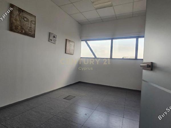 8 bedroom entire floor apartment for rent potamos germasogeias limassol 8468174 image 16633311