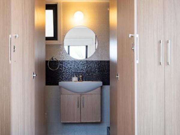 2 bedroom penthouse for rent dekeleia larnaca 8376084 image 17189074