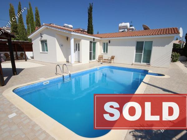 3 bedroom bungalow sold tala paphos 229184 image 267805