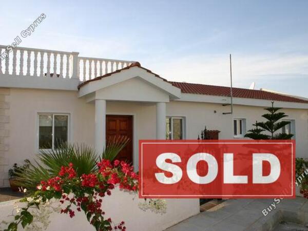 3 bedroom bungalow sold saint george peyia paphos 217784 image 94870
