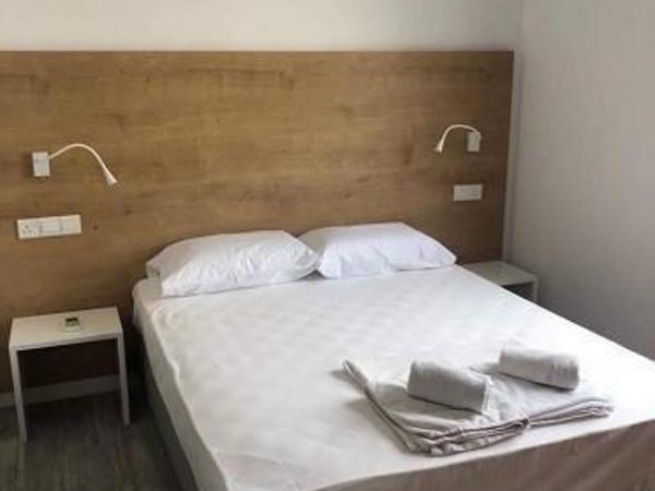 studio commercial building for sale kissonerga paphos 1355784 image 5643824