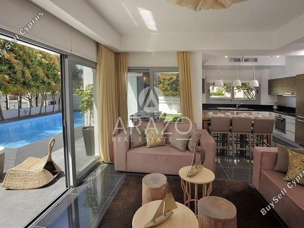 3 bedroom detached house for rent pervolia larnaca 1215094 image 17077399