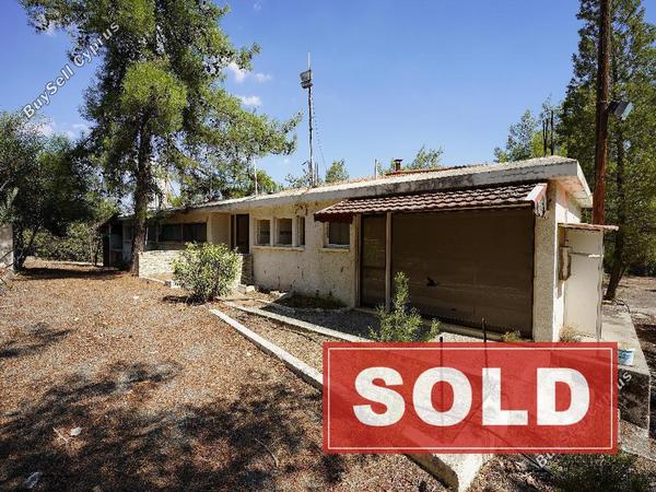studio building sold kapedes nicosia 1418094 image 4011116