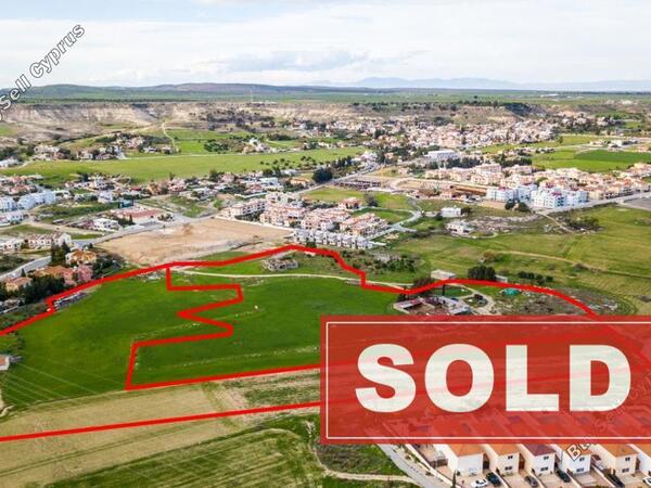 land sold pyla larnaca 839494 image 696406