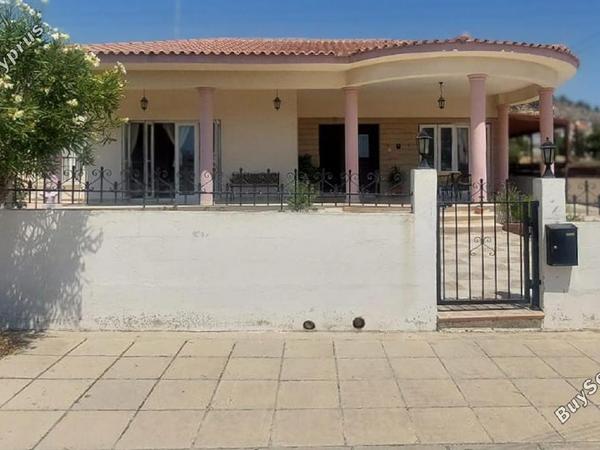3 bedroom bungalow for sale oroklini larnaca 8001694 image 13727398