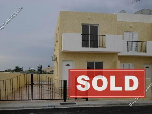 2 bedroom end town house sold liopetri famagusta 219105 image 109824