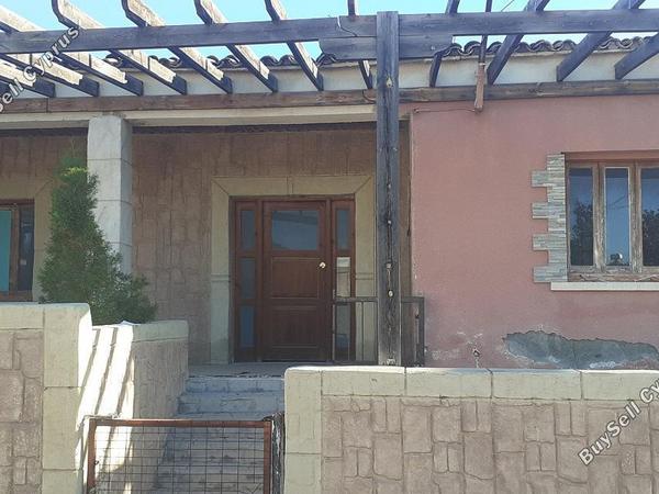 4 bedroom bungalow for sale palaiometocho nicosia 830605 image 4035909