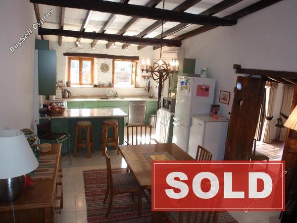 3 bedroom semi detached house sold louvaras limassol 1221705 image 1863102